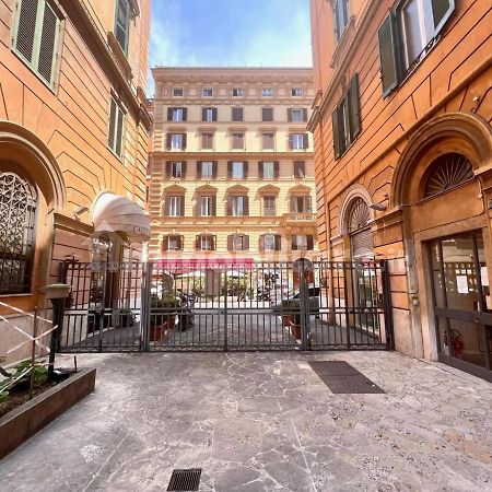 Ricettiva Risorgimento San Pietro E Musei Vaticani 罗马 外观 照片