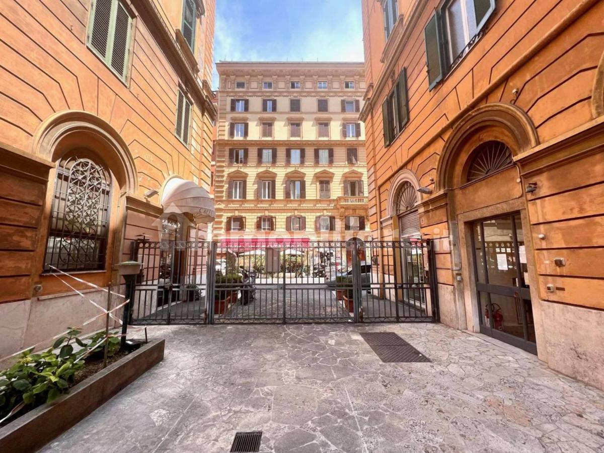 Ricettiva Risorgimento San Pietro E Musei Vaticani 罗马 外观 照片